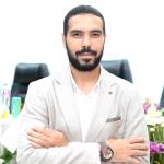 استشاري جراحات المخ والاعصاب والعمود الفقري