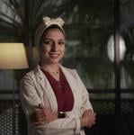 إخصائية طب الأسنان العام 