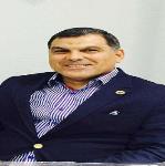 أستاذ الجراحة العامة و جراحة الكبد و جراحة المناظير و السمنة