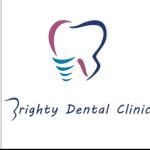 Specialist in Oral and Dental Surgery, Cosmetic Dentistry, and Dental Implants.


