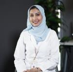 طبيب أسنان عام - تستقبل جميع الحالات للكشف و الخلف و العصب و الحشوات التجميلية و العلاجية و خدمات التبييض بأنواعها و التنظيف  , تستقبل حالات الاطفال 