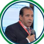 استشاري طب وجراحة العيون 