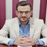 احجز الان مع احمد جلال استشارى القلب و الأوعية الدموية و القسطرة القلبية في 6 اكتوبر استشارى القلب و الأوعية الدموية و القسطرة القلبية