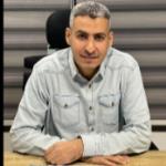 استشاري أمراض التخاطب بمستشفيات القوات المسلحة و الأكاديمية الطبية العسكرية ماجستير أمراض التخاطب كلية الطب جامعة عين شمس متخصص في تشخيص وعلاج أمراض الحنجرة بالمنظار الحنجري علاج أمراض الكلام واللغة والصوت وصعوبات البلع علاج حالات التأخر اللغوي العام تأهيل متلازمة داون تأهيل حالات التوحد وتشتت الإنتباه وفرط الحركة تأهيل حالات العي والحبسة الكلامية علاج اللدغات والتلعثم وسرعة تدافع الكلام علاج الخنف بنوعيه المفتوح والمغلق  علاج البحة الصوتية وضعف وشلل الثنايا الصوتية  تأهيل الصوت بعد عمليات