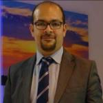 استشاري طب وجراحة العيون و تصحيح الابصار