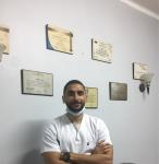 Dental prosthodontist and implant specialist Dental prosthodontist and implant specialist