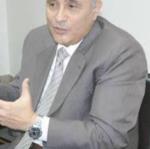 أستاد طب و جراحة النساء و التوليد و العقم - كلية الطب جامعة القاهرة 