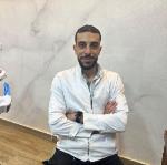 أخصائي طب و جراحة الفم و الأسنان