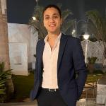 اخصائي العلاج الطبيعي والتأهيل بكلية طب القصر العيني جامعه القاهره