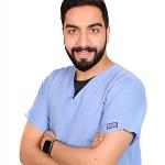 اخصائي طب الاسنان