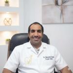اخصائي طب وجراحة الفم و تجميل الاسنان