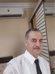 استشاري الامراض الباطنية والكبد وامراض الغدة الدرقية والسكر
