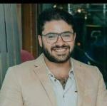اخصائي جراحة العظام والمفاصل وعلاج الكسور للكبار وتشوهات العظام للاطفال وتثبيت الكسور وعمليات العمود الفقري والغضاريف