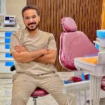 اخصائي طب الاسنان