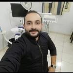اخصائي طب الفم و تجميل و زراعة الأسنان