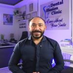 اخصائي طب الفم و زراعةو تجميل الاسنان