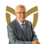 أستاذ جراحة الأورام – رئيس قسم جراحة الأورام بمعهد الأورام (سابقًا) – رئيس مركز أورام مصر الحديثة – رئيس الجمعية المصرية لجراحة الأورام (سابقًا) – عضو الجمعية الأوروبية والأمريكية لجراحة الأورام – عضو الاتحاد العالمي لمكافحة السرطان