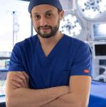 اخصائي جراحة التجميل