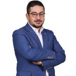 أخصائي طب و جراحة العيون 