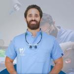 أخصائي طب الأسنان