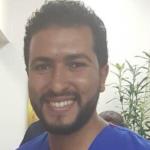 اخصائي تجميل الاسنان