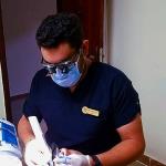 اخصائي جراحة الفم و تجميل الاسنان اخصائي جراحة الفم و تجميل الاسنان