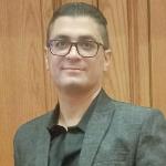 أخصائي أمراض النساء والتوليد