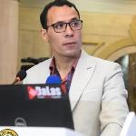 اخصائي امراض الكبد و الجهاز الهضمي