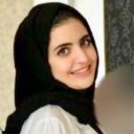 طبيبة اسنان