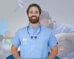 احجز الان مع احمد عتيبة اخصائي جراحة و زراعة و تجميل الأسنان في الشروق اخصائي جراحة و زراعة و تجميل الأسنان
