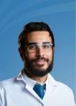 استشارى و مدرس جراحة المخ و الأعصاب و العمود الفقرى بكليه الطب جامعه عين شمس/ زميل كليه الجراحيين الملكيه بإنجلترا
