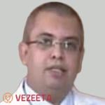 أستاذ جراحة المخ والاعصاب والعمود الفقري