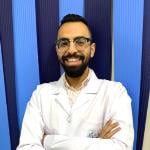 أخصائي أسنان