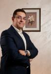 إستشاري جراحات النساء و التوليد و جراحات المناظير و الحقن المجهري  - القصر العيني جامعة القاهرة