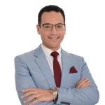أخصائي أمراض الباطنه. أخصائي أمراض الباطنه.