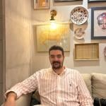 أخصائي طب و جراحة الفم و تجميل الاسنان  
