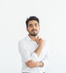 اخصائي طب و جراحة الفم و تجميل الاسنان