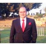 استشارى جراحة العظام وجراحه المفاصل و مناظير الركبة و اصابات الملاعب.