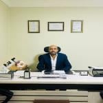 استشارى طب وجراحات العيون 
