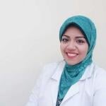 أخصئية طب الفم و الاسنان 
