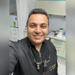 اخصائي علاج الجذور و التركيبات الثابته