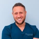 استشاري الجراحه العامه و المناظير  بكلية طب القصر العيني