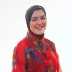 اخصائي طب الفم و تجميل الاسنان 