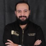 أخصائي علاج جذور الأسنان