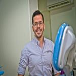 أخصائى طب و جراحة الفم الأسنان أخصائى طب و جراحة الفم الأسنان