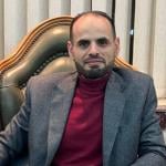 استشاري أمراض الباطنة و الحالات الحرجة و أمراض القلب - كليه الطب - جامعه القاهرة