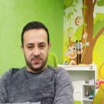 استشاري طب الأطفال 
