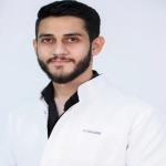 أخصائي العلاج الطبيعي 
