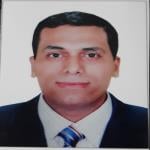 استاذ امراض الباطنة و الحالات الحرجة بالقصر العيني جامعة القاهرة (م)