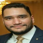أخصائي الجراحة العامة و المناظير.